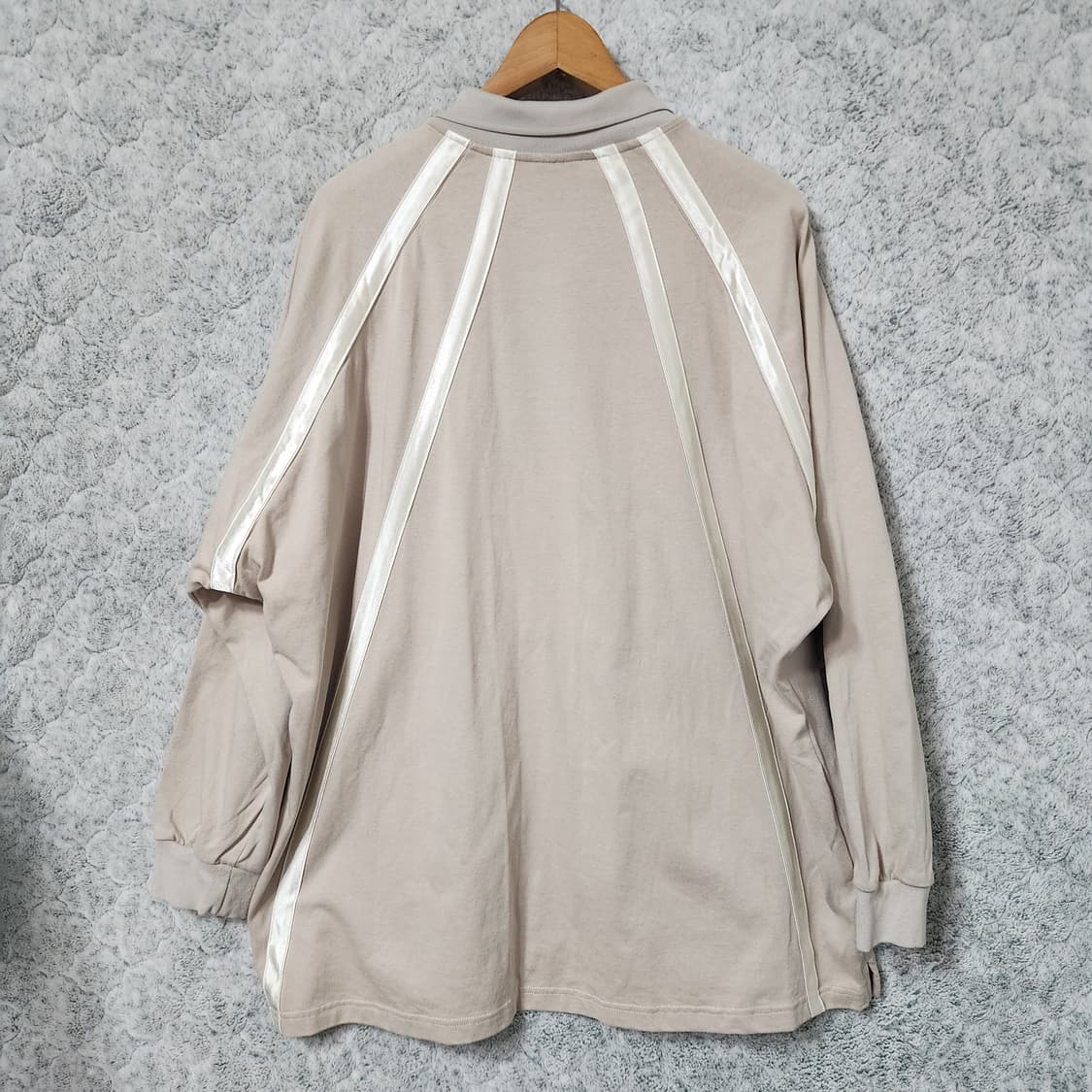 J384 [XL] 아디다스 럭비 폴로 오버핏 카라티

 상품이미지3