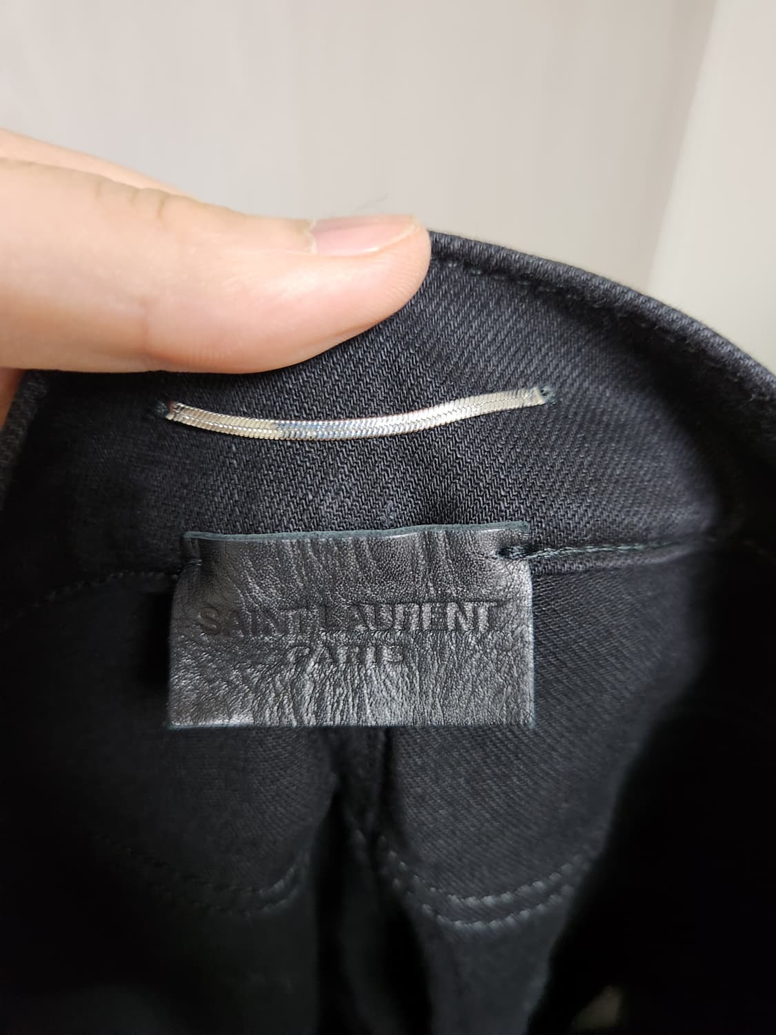 생로랑 퍼머넌트 블랙진 상품이미지3