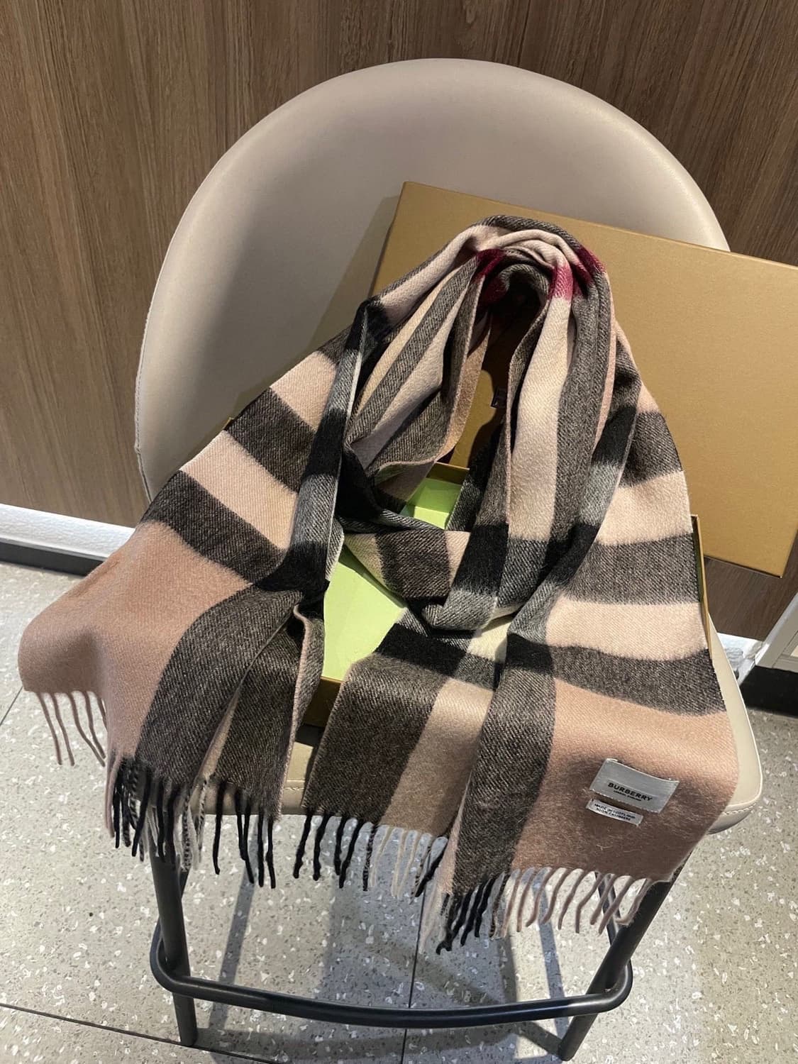 버버리 리버서블 스카프 100% 램스울
 상품이미지6