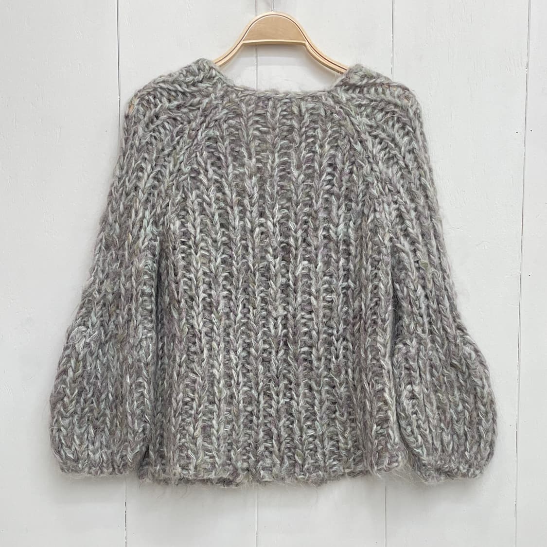 패트리지아 페페 믹스컬러 브이넥 청키 니트 상품이미지6