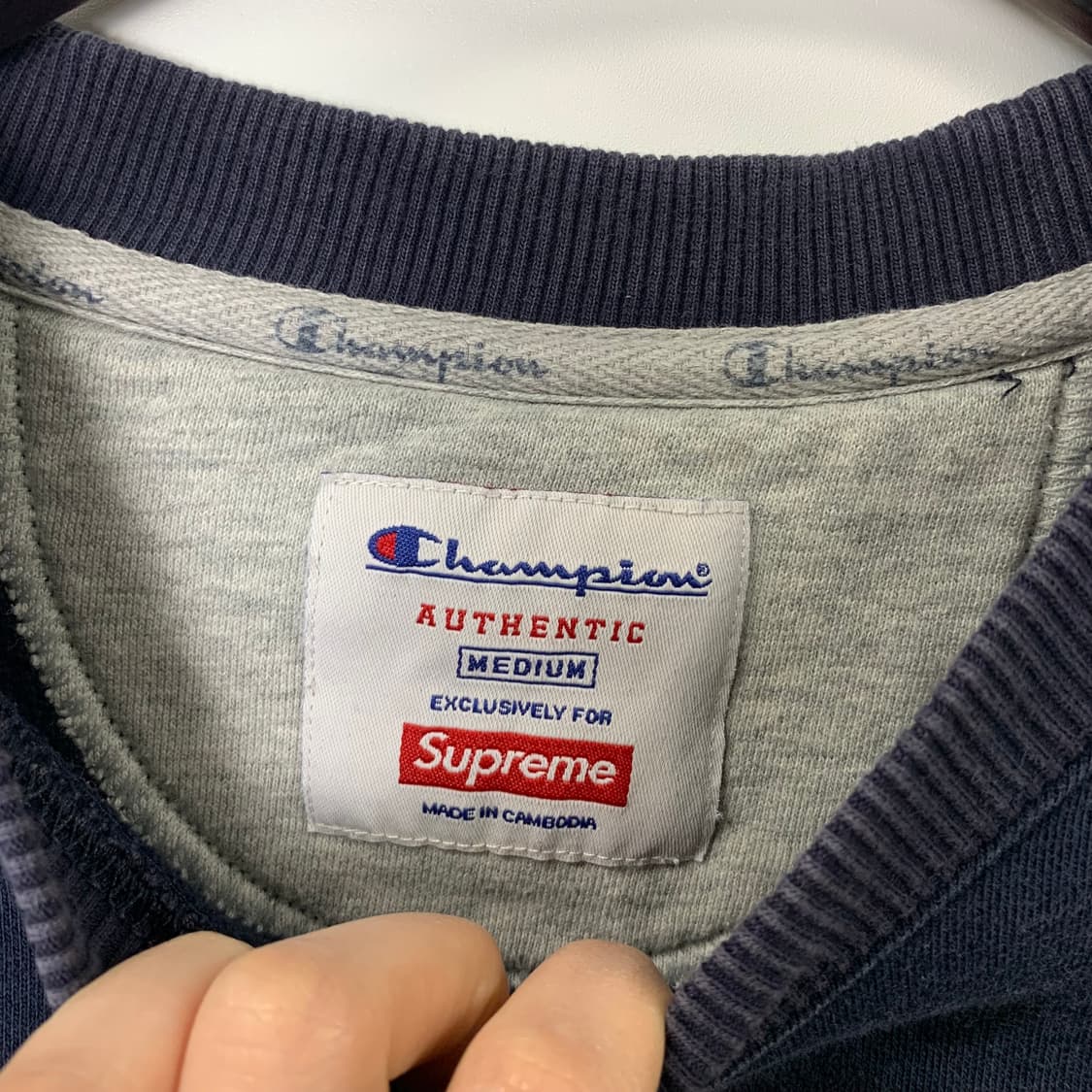 챔피온 x 슈프림 3D 메탈릭 크루넥 맨투맨 상품이미지6