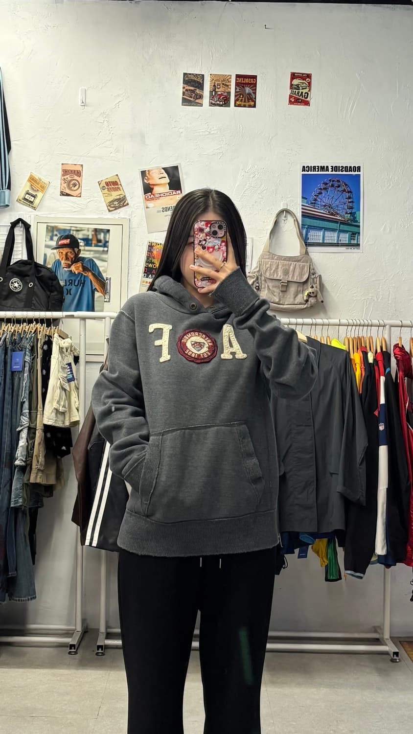 아베크롬비 올드스쿨 y2k 패치 그레이 후드티 M 상품이미지1