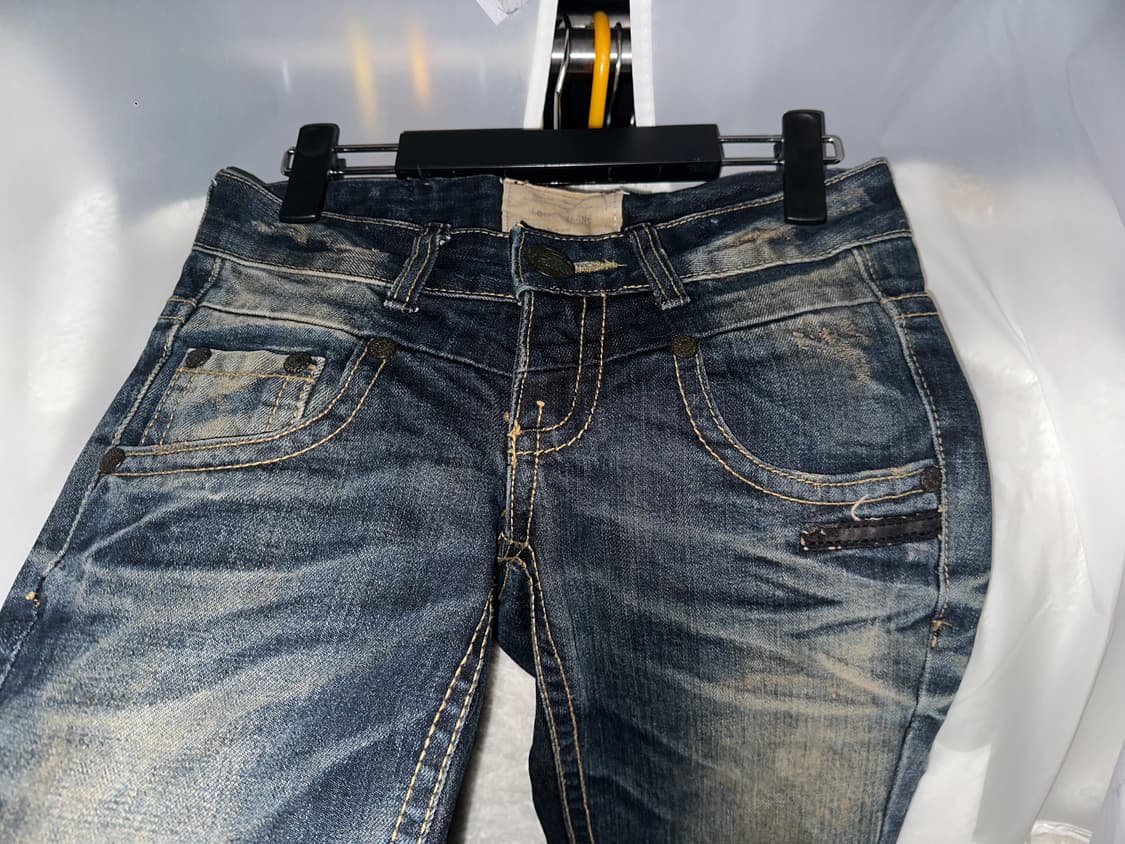 디테일 진청 데님 로우라이즈 부츠컷 팬츠 상품이미지3