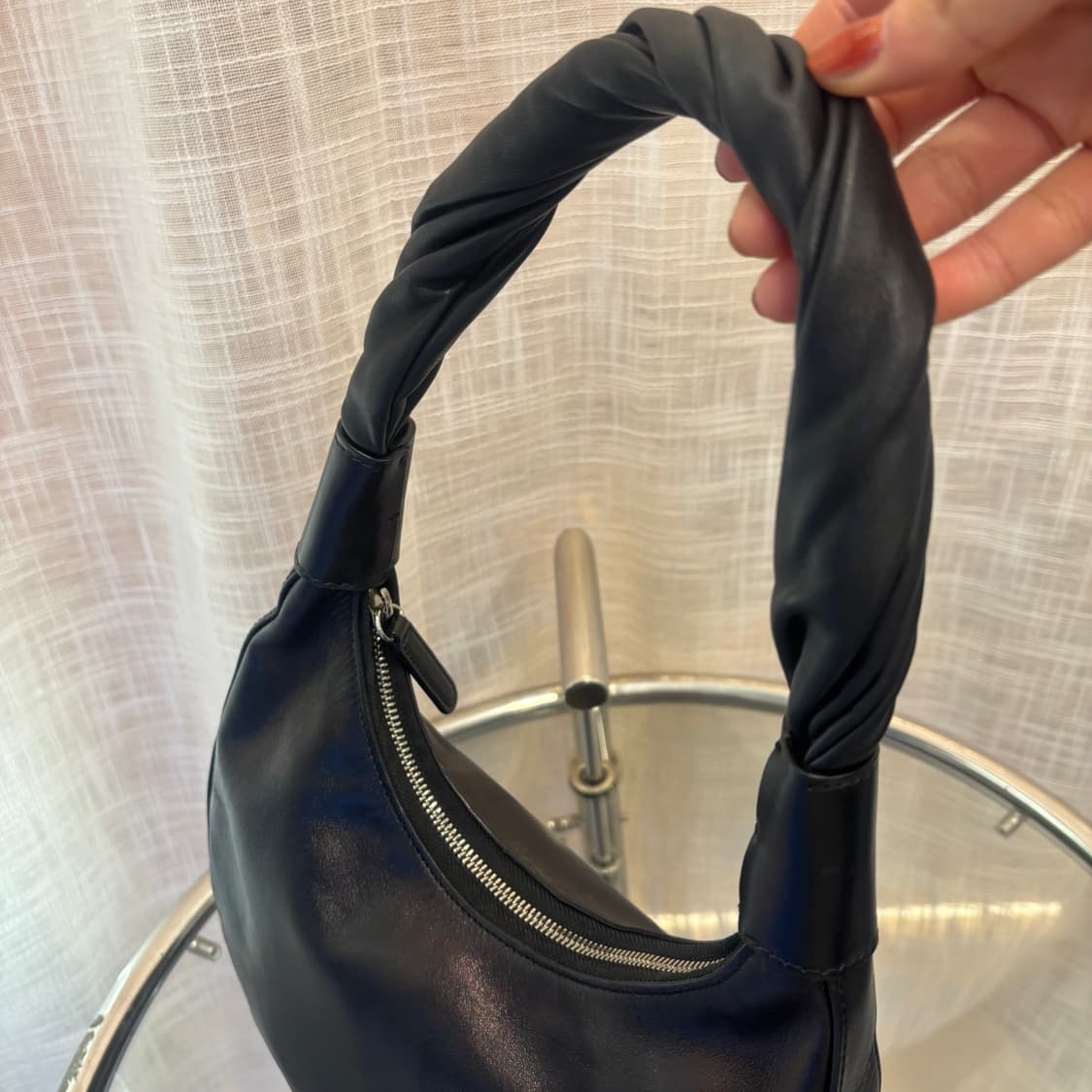 정품 레이트리 스튜디오 호보 숄더백     상품이미지6