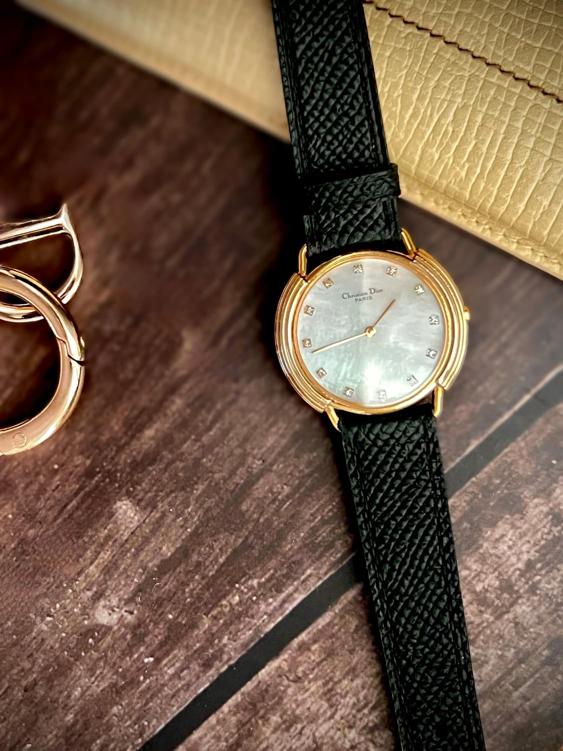 디올 12p스 톤 쉘 다이얼 시계 / 정품감정. 케어 상품이미지1