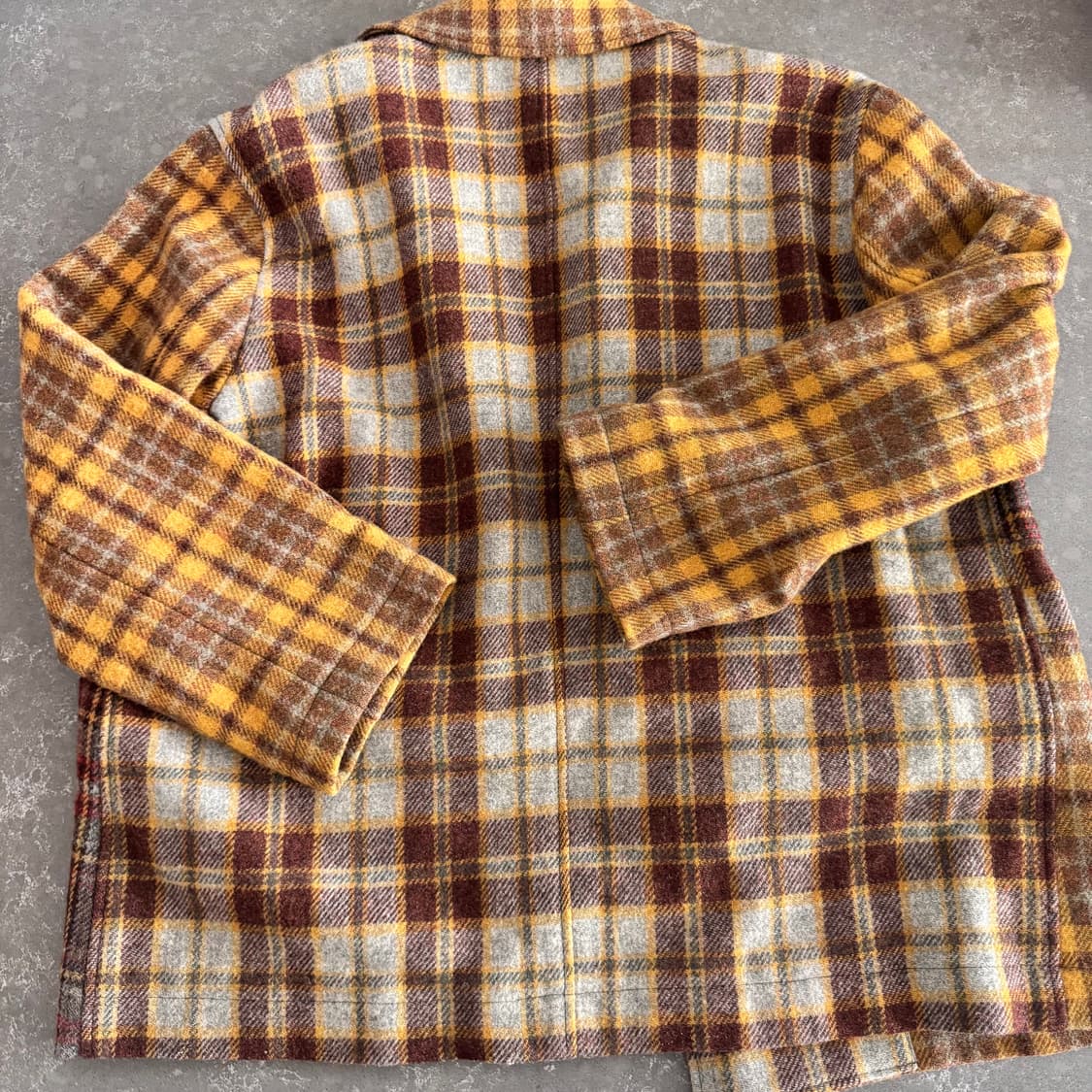 이세이미야케 코트 상품이미지4