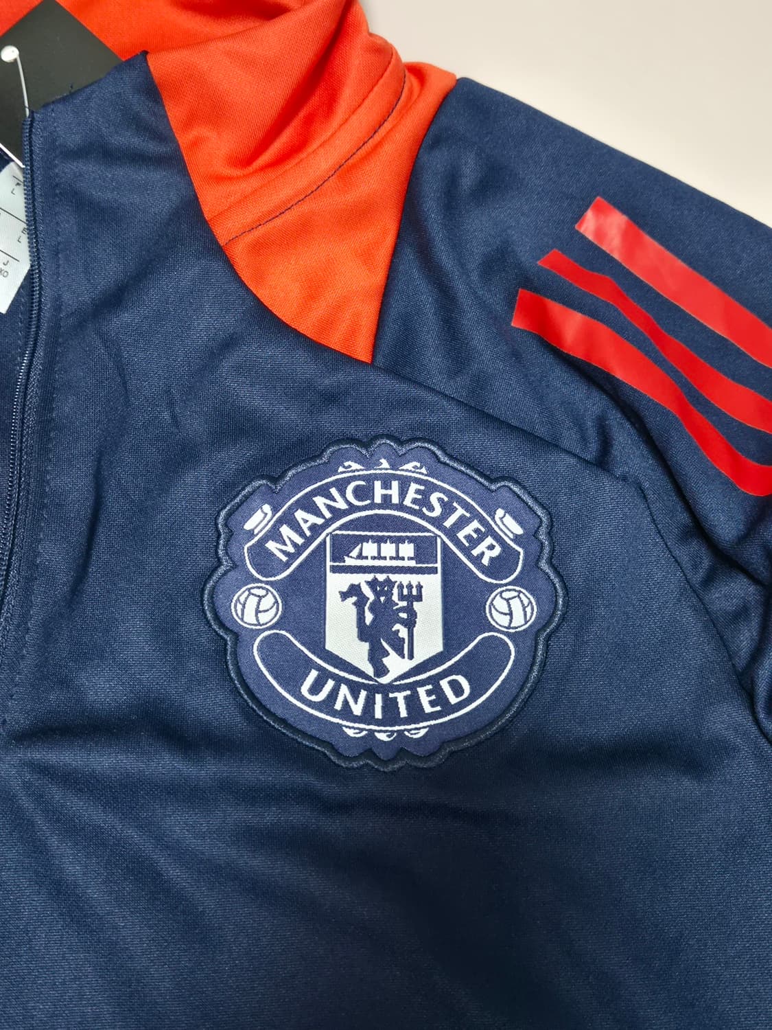 24-25 맨유 드릴탑 트레이닝복 세트 L사이즈 상품이미지3