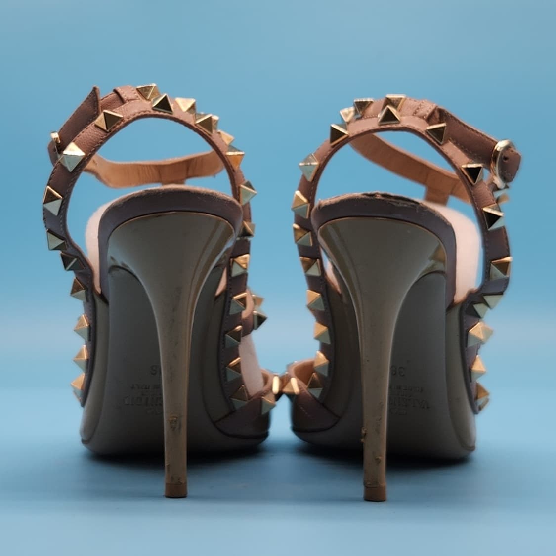 ooo 발런티노 락스터드 슬링백36 230 굽11 상품이미지4