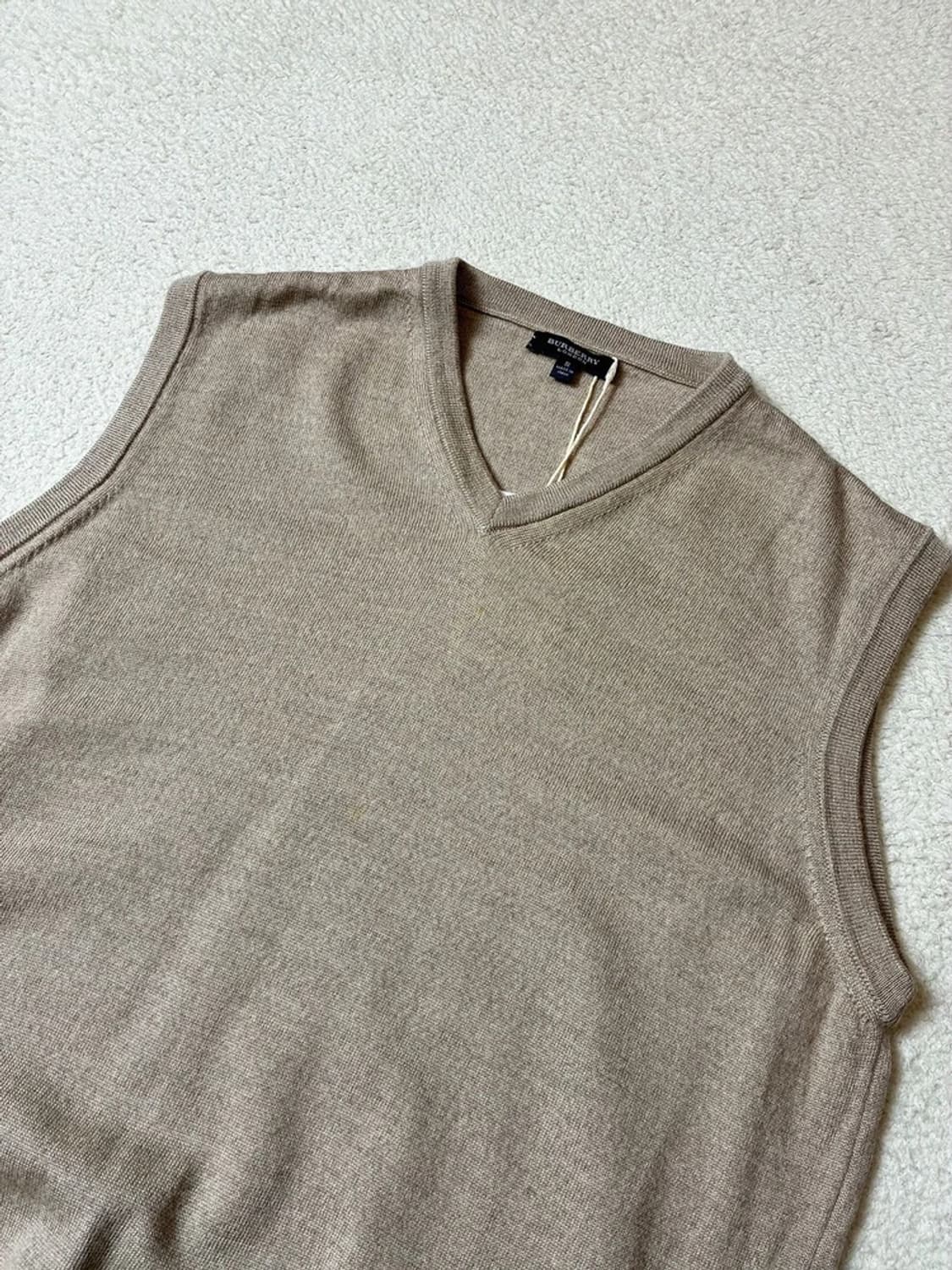 버버리 00's 퓨어 뉴 울 니트 조끼 PN8028 상품이미지2