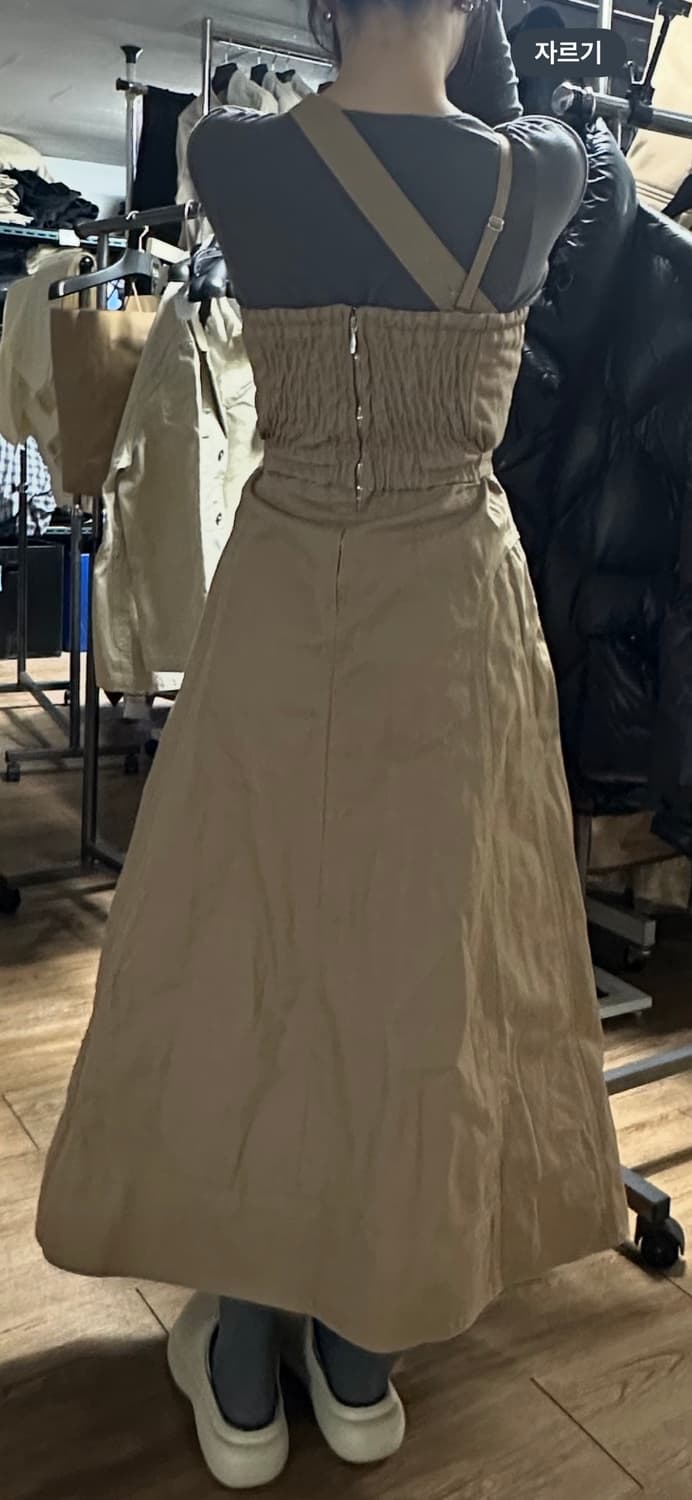 casa fline 카사후라인 멜빵 원피스 베이지 F사이즈 상품이미지2