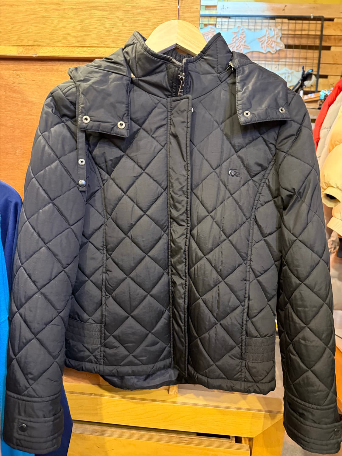 라코스테 블랙 경량패딩 상품이미지1