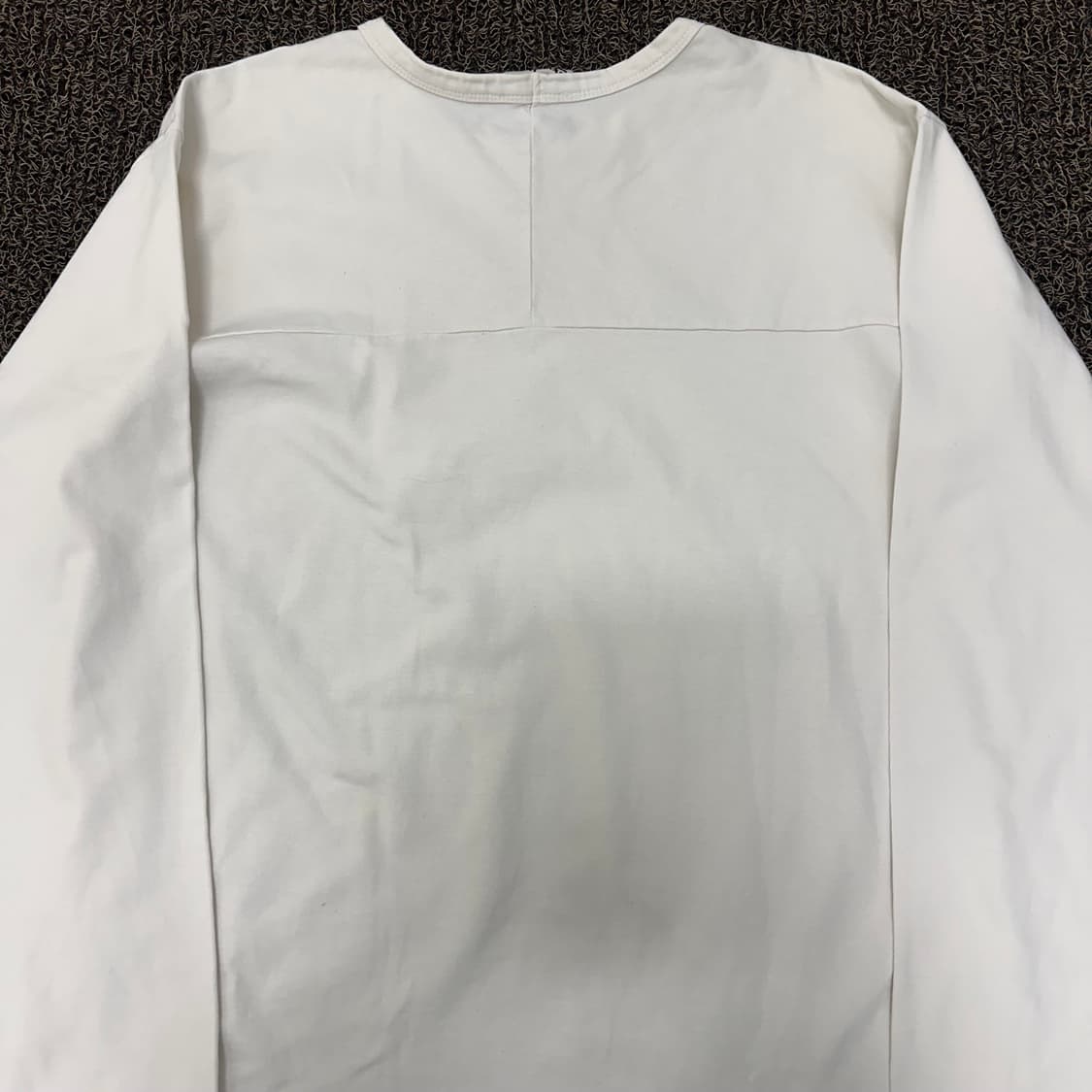 Acne Studio 아크네 스튜디오 긴팔티셔츠 맨투맨 화이트  상품이미지7