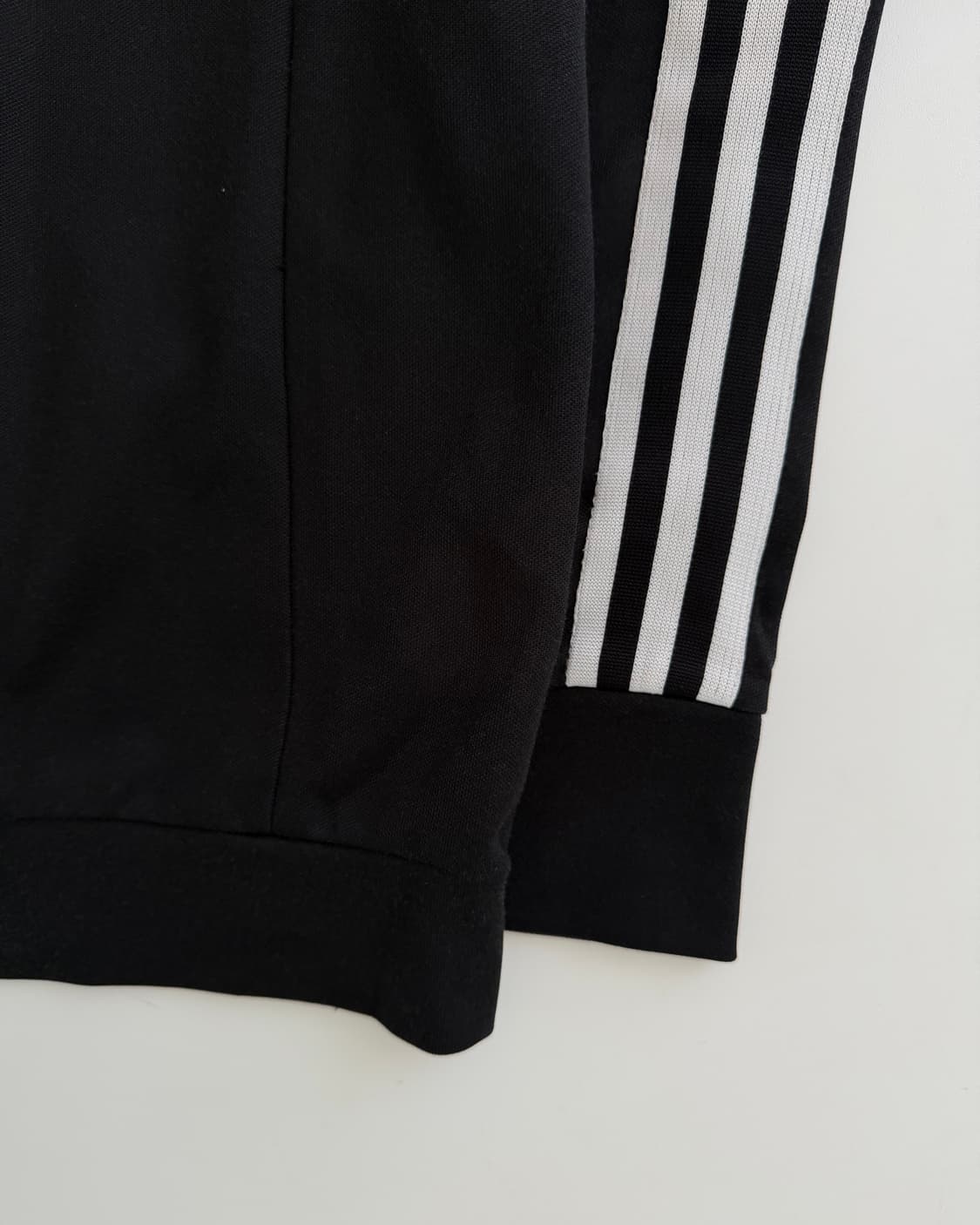Adidas 아디다스 블랙컬러 유로파 트랙탑 상품이미지5