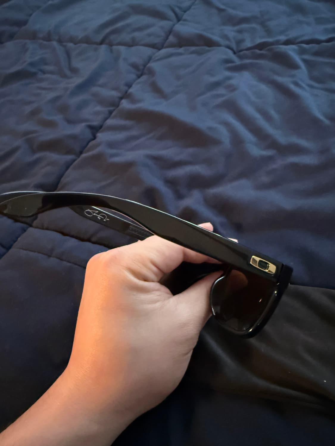 오클리 홀브룩 블랙 골드 상품이미지3