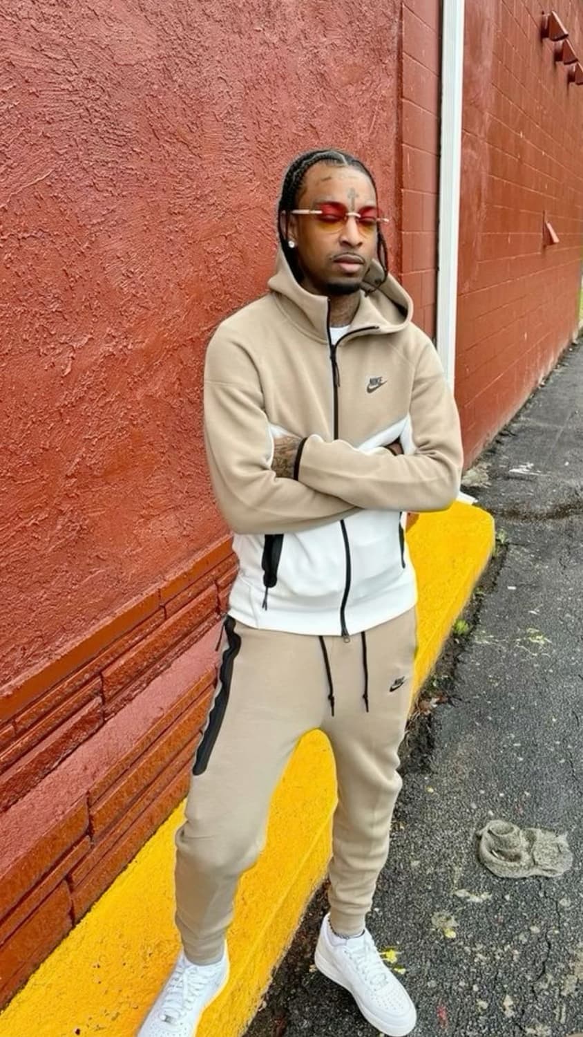 개희귀 나이키 테크팩 화이트 베이지 상의 후드집업 상품이미지3