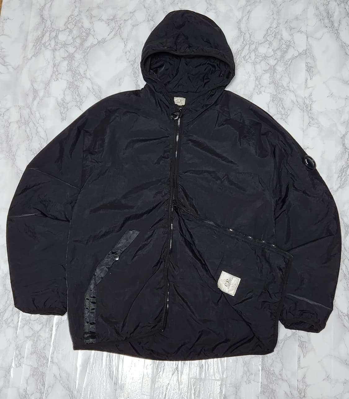 C.P. Company  플랫 나일론 바람막이 후드 자켓 두꺼움 상품이미지1