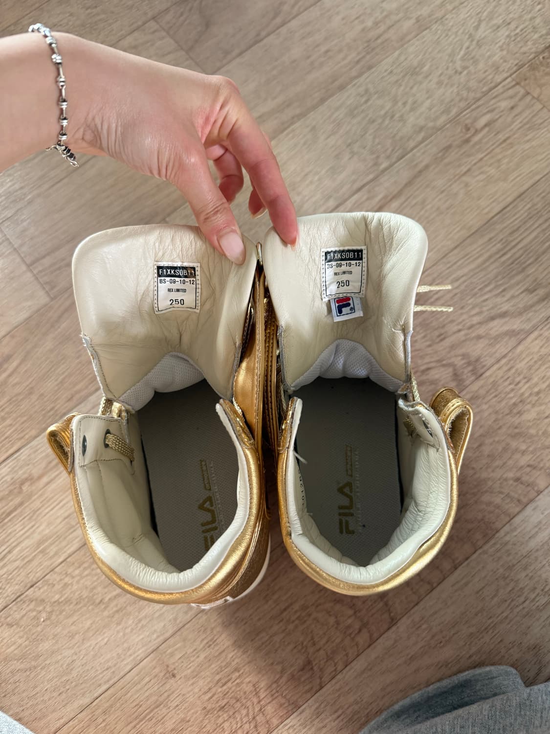 휠라 x 빅뱅 콜라보 골드 하이탑 (250mm) 상품이미지5