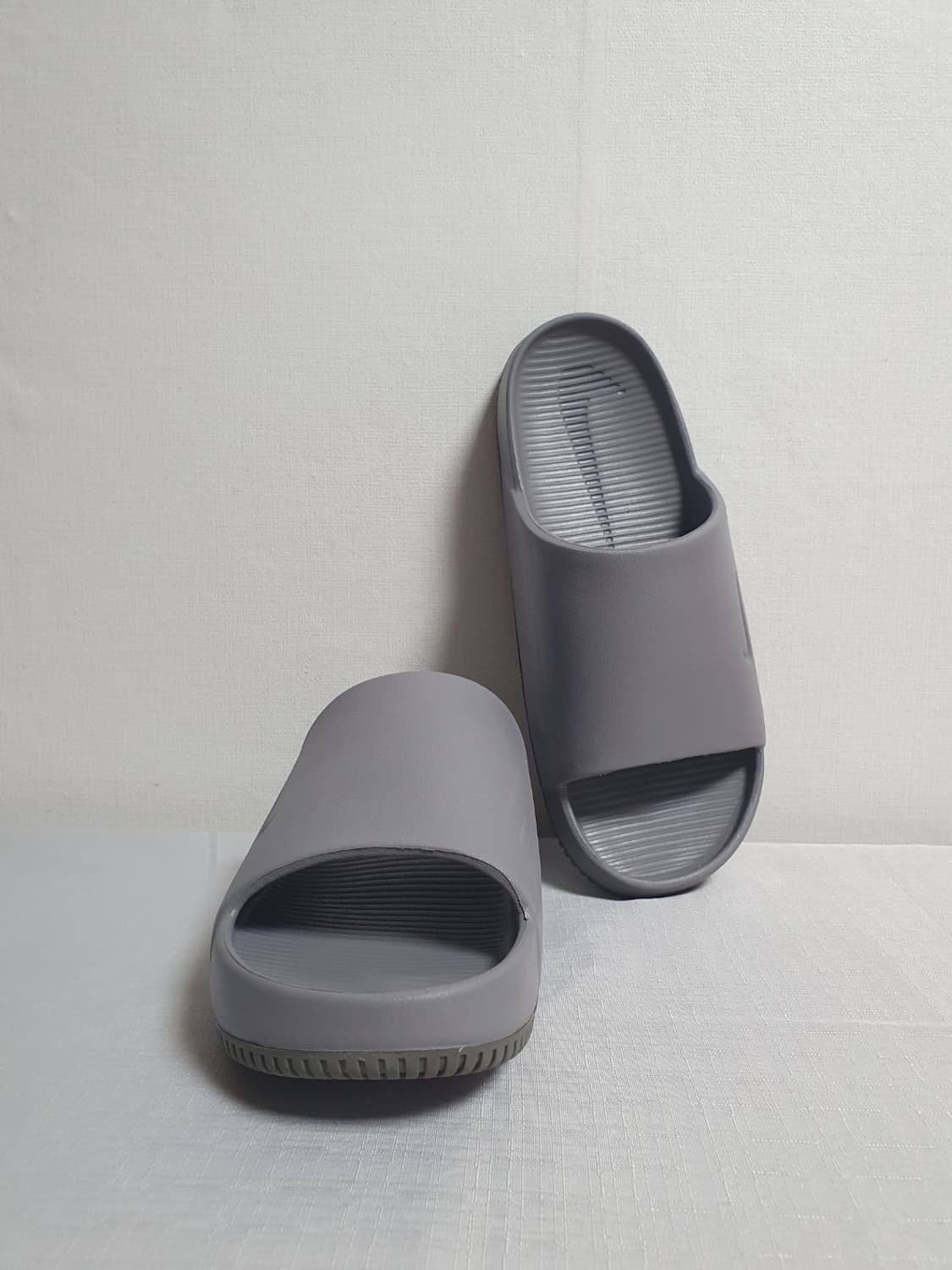 택포가 270mm 나이키 캄 슬라이드 그레이 슬리퍼 상품이미지5