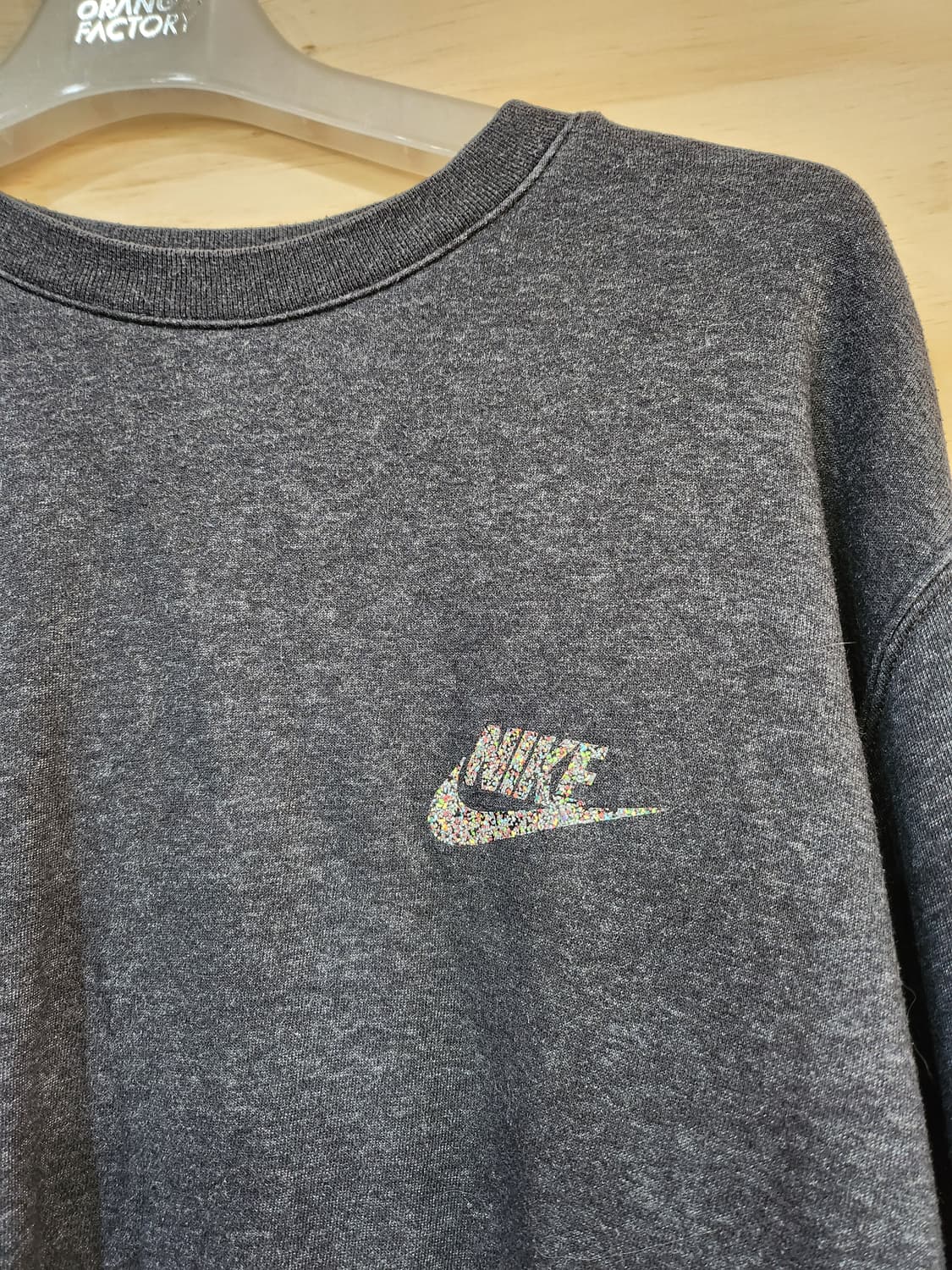 470) 나이키 NIKE 레오파드 로고 기모 맨투맨 상품이미지5