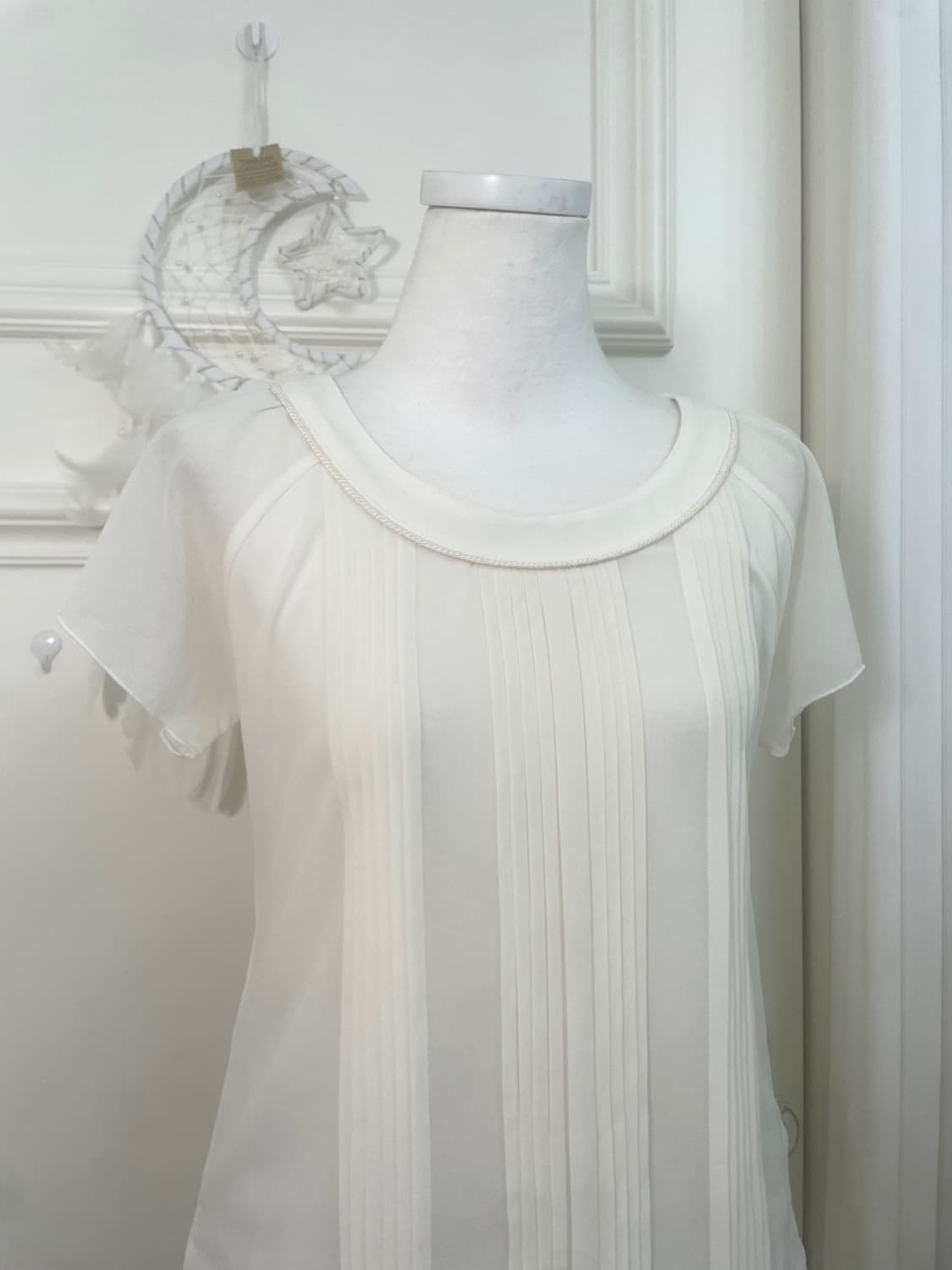 ivory pleats point basic blouse 상품이미지5