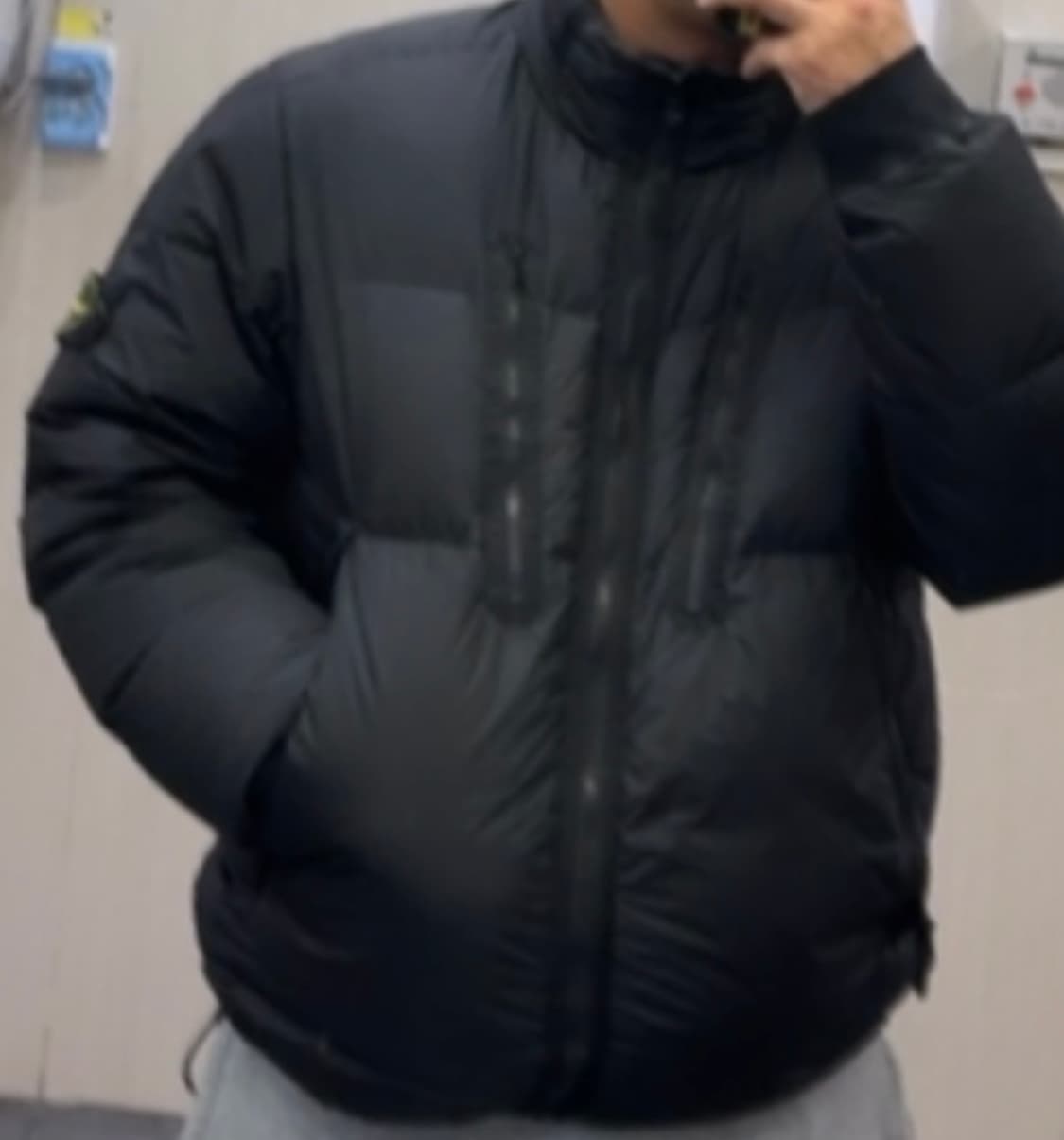 스톤아일랜드 크링클랩스 논후드 숏패딩 상품이미지4