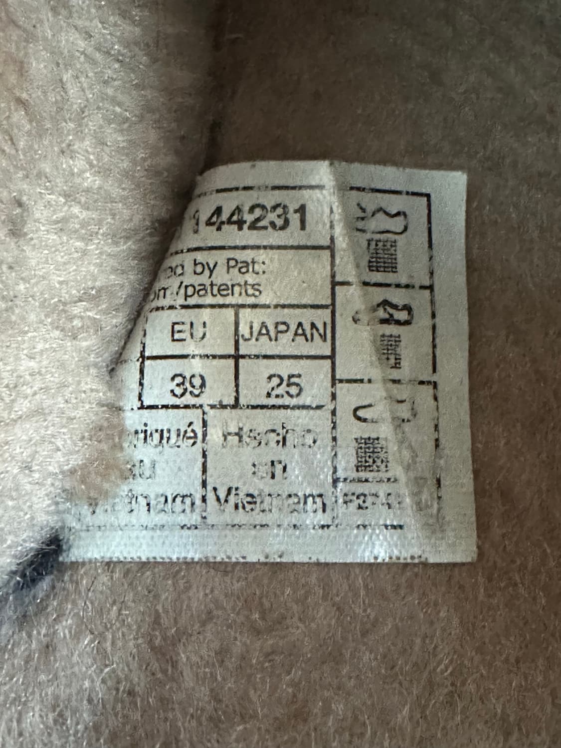 UGG 어그 타즈 슬리퍼 멀티컬러 250mm 상품이미지7