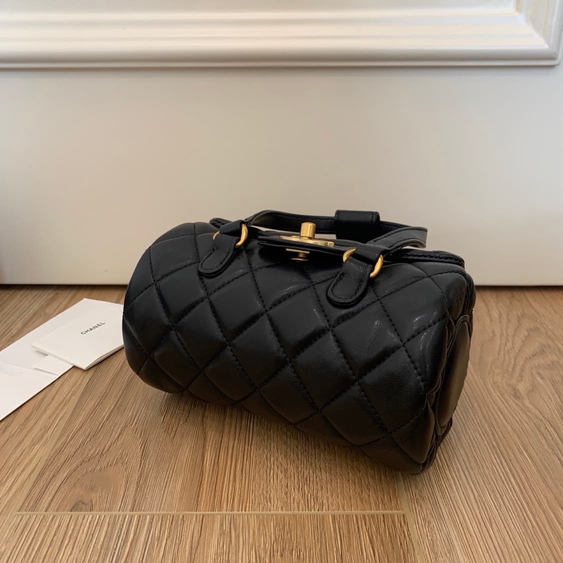  샤넬VIC 보스턴 레더 미니핸들백 체인백 VIP 선물 상품이미지9