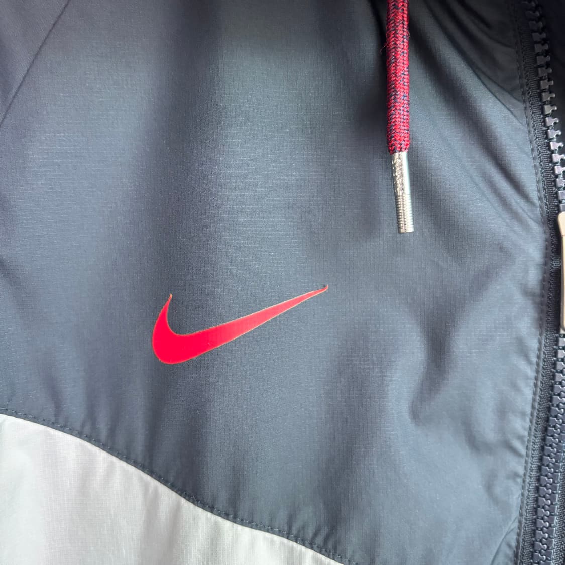 나이키 윈드러너 파리 생제르망 바람막이  상품이미지4