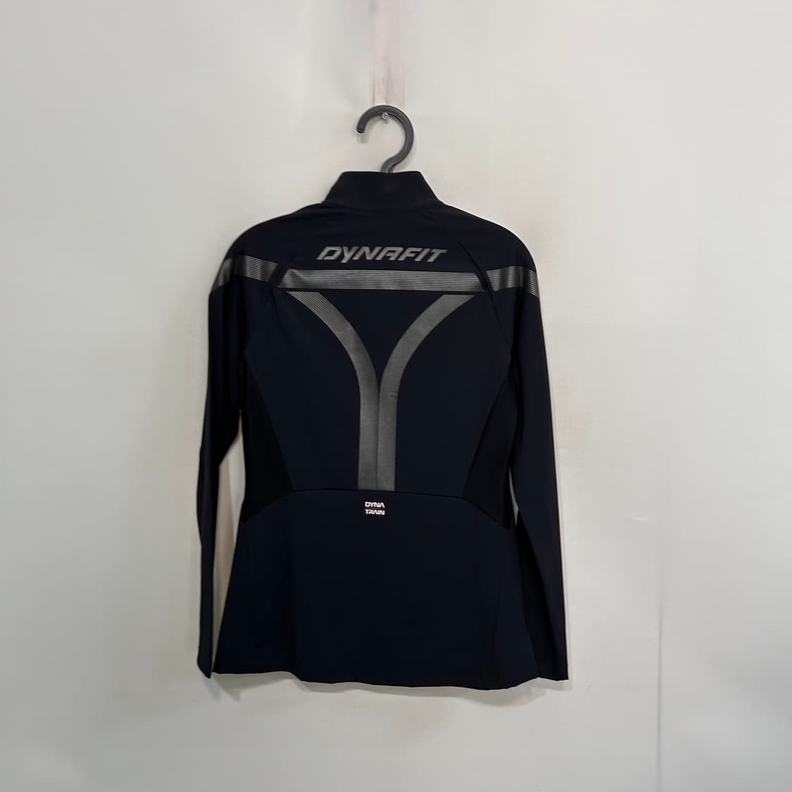 다이나핏 여성 집업 바람막이 85 상품이미지3