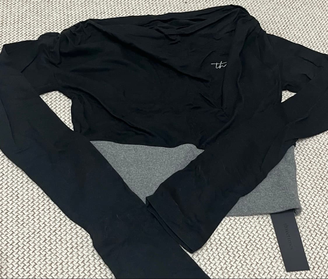 (새상품)쓰리타임즈 오프숄더티셔츠 상품이미지2