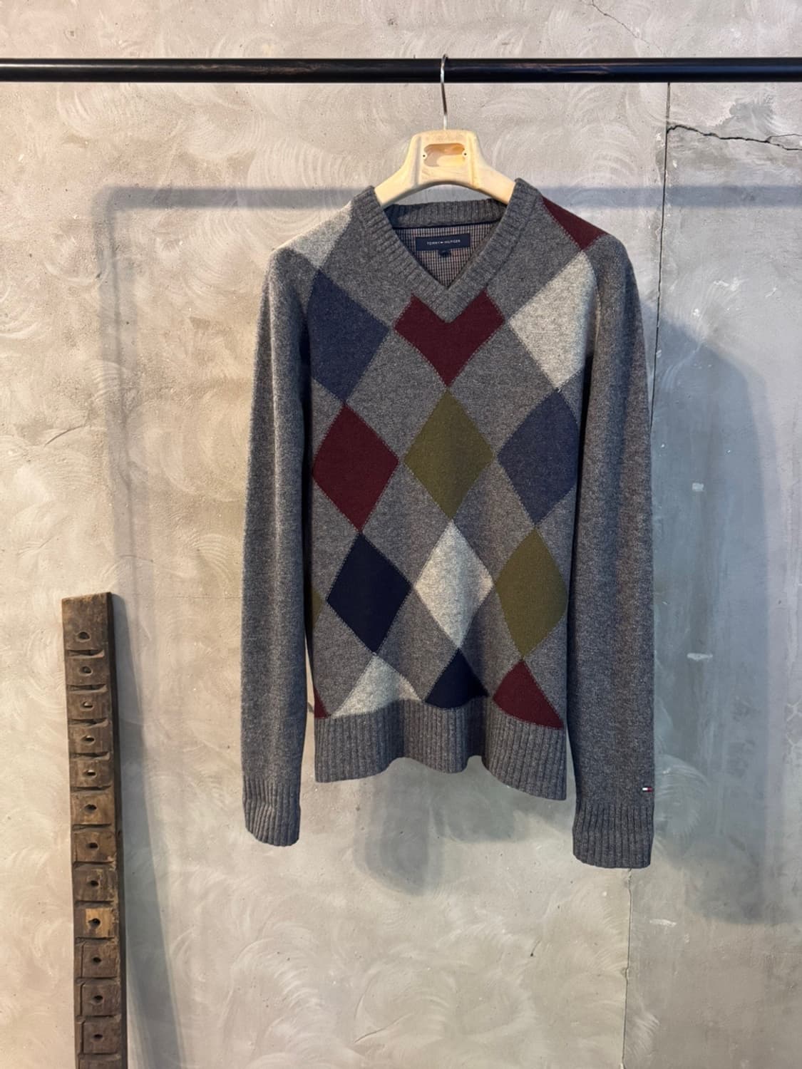 타미힐피거 램스울 아가일 니트 100 상품이미지10