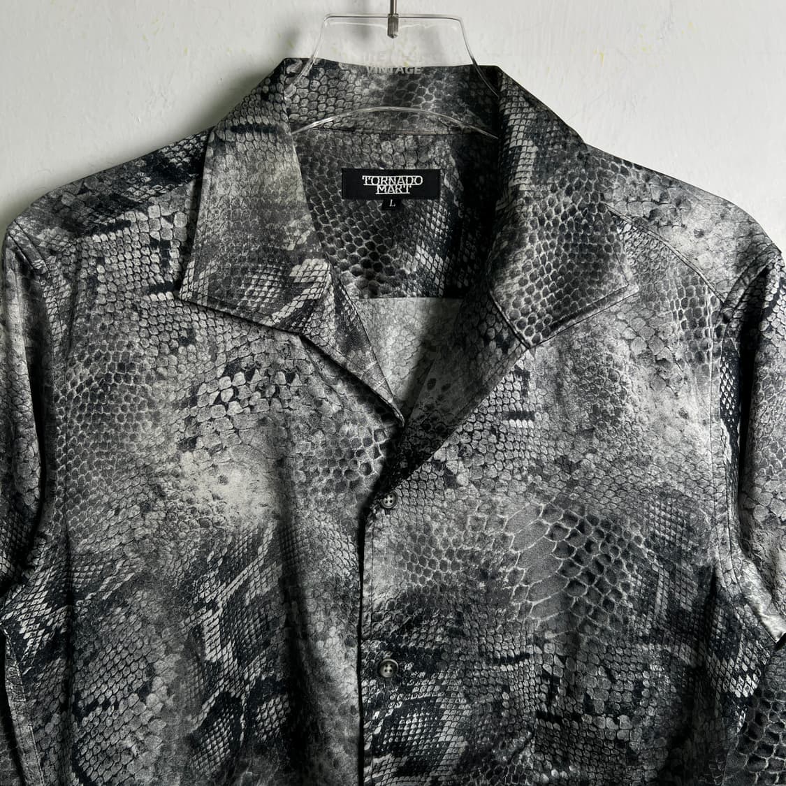 tornado mart 토네이도 마트 뱀피 파이톤 프린트 셔츠 L 상품이미지5