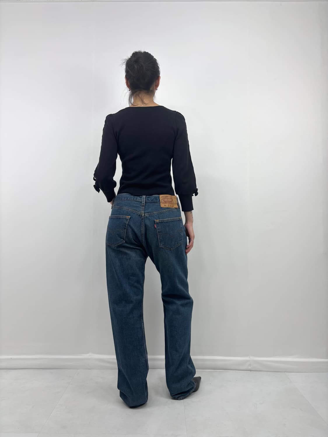 STITCHED SLEEVE KNIT 상품이미지5