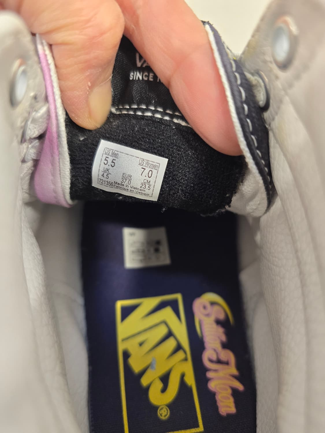 반스 SK8 하이 세일러문 콜라보 스니커즈 235~240 상품이미지9