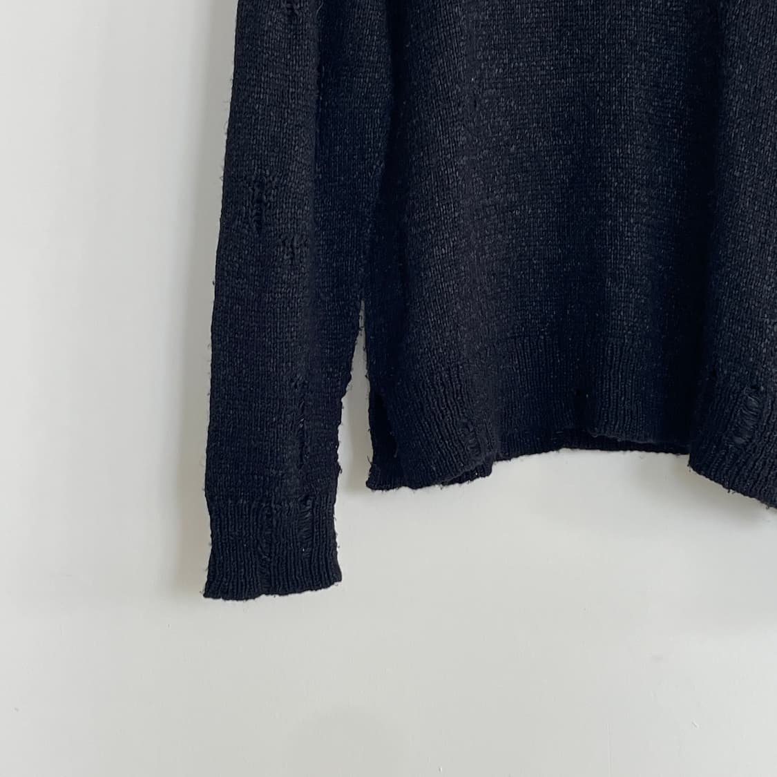 올세인츠 블랙 데미지 니트 상품이미지4