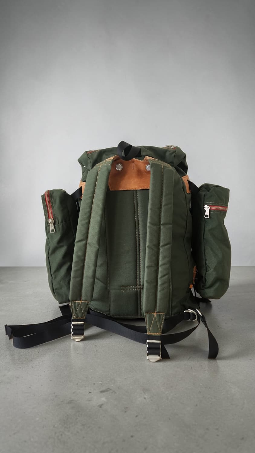 KELTY 홀리팩 올리브색 백팩 가방 상품이미지2