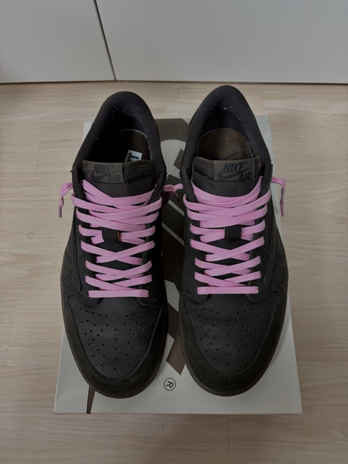 나이키 트래비스 스캇 290 상품이미지2