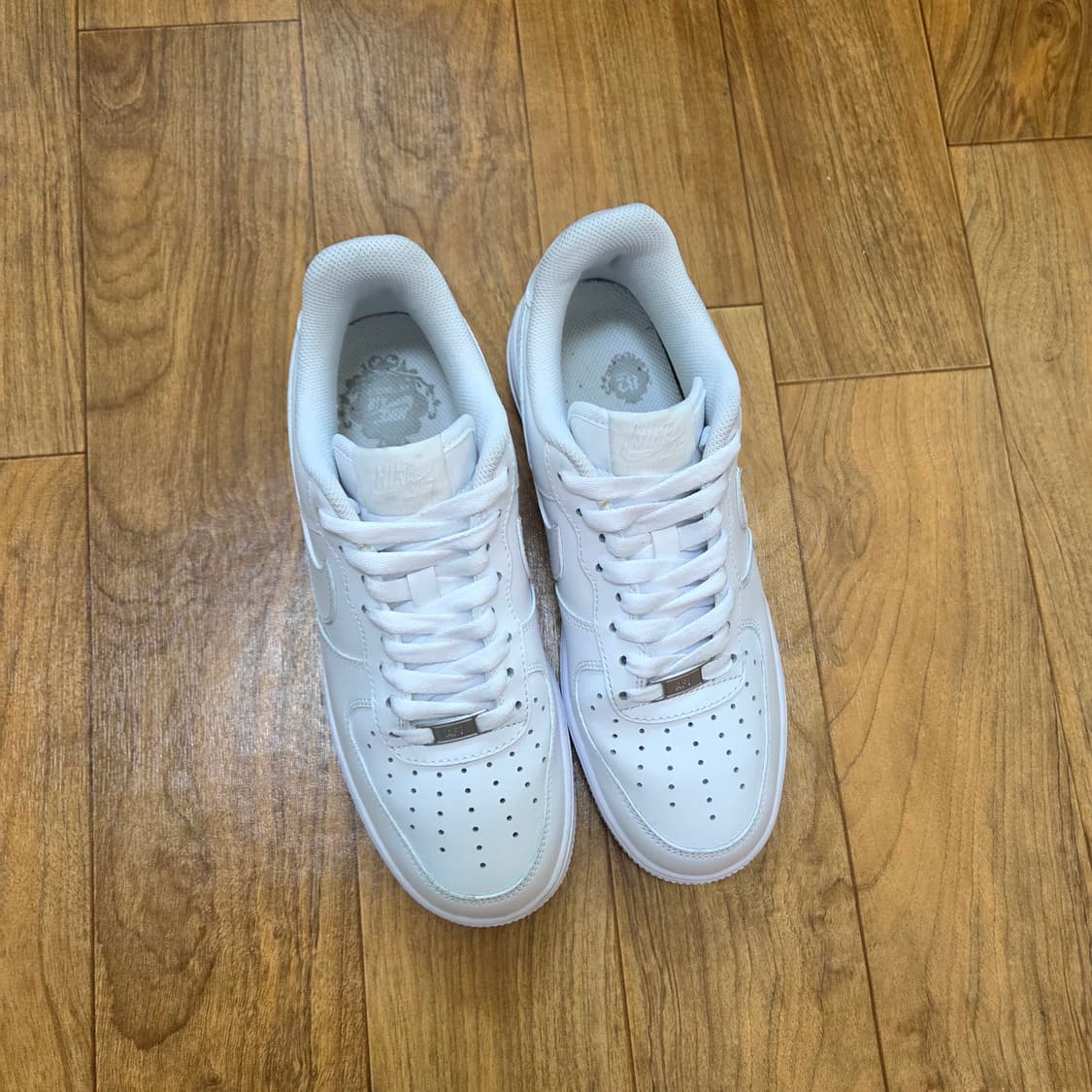 나이키 에어포스1 07 로우 올백  상품이미지3