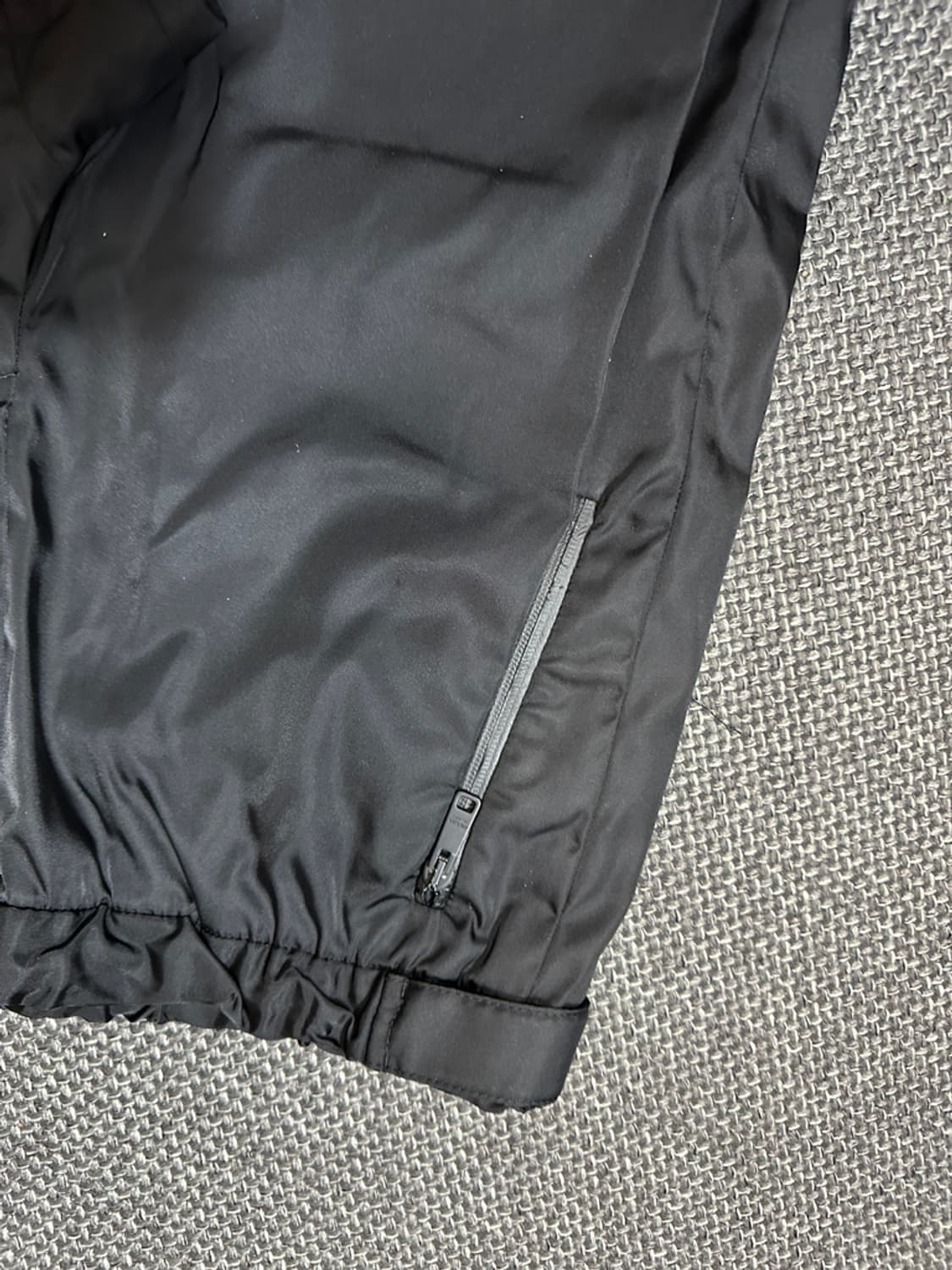 프라다 나일론 패치 트랙팬츠 상품이미지4