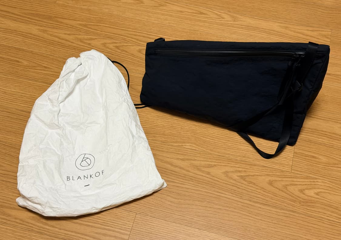 그라프페이퍼 블랭코브 크로스백 상품이미지3