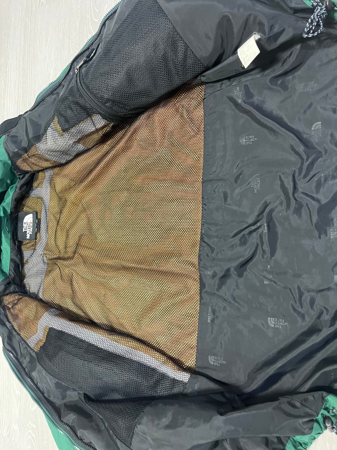 노스페이스 고어텍스 마운틴자켓 100-105 상품이미지8