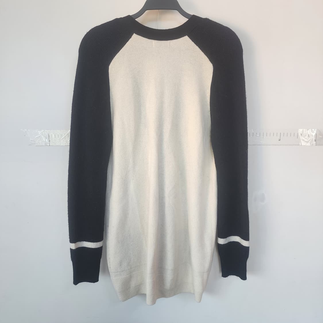 미샤 블랙 배색 가디건 상품이미지7