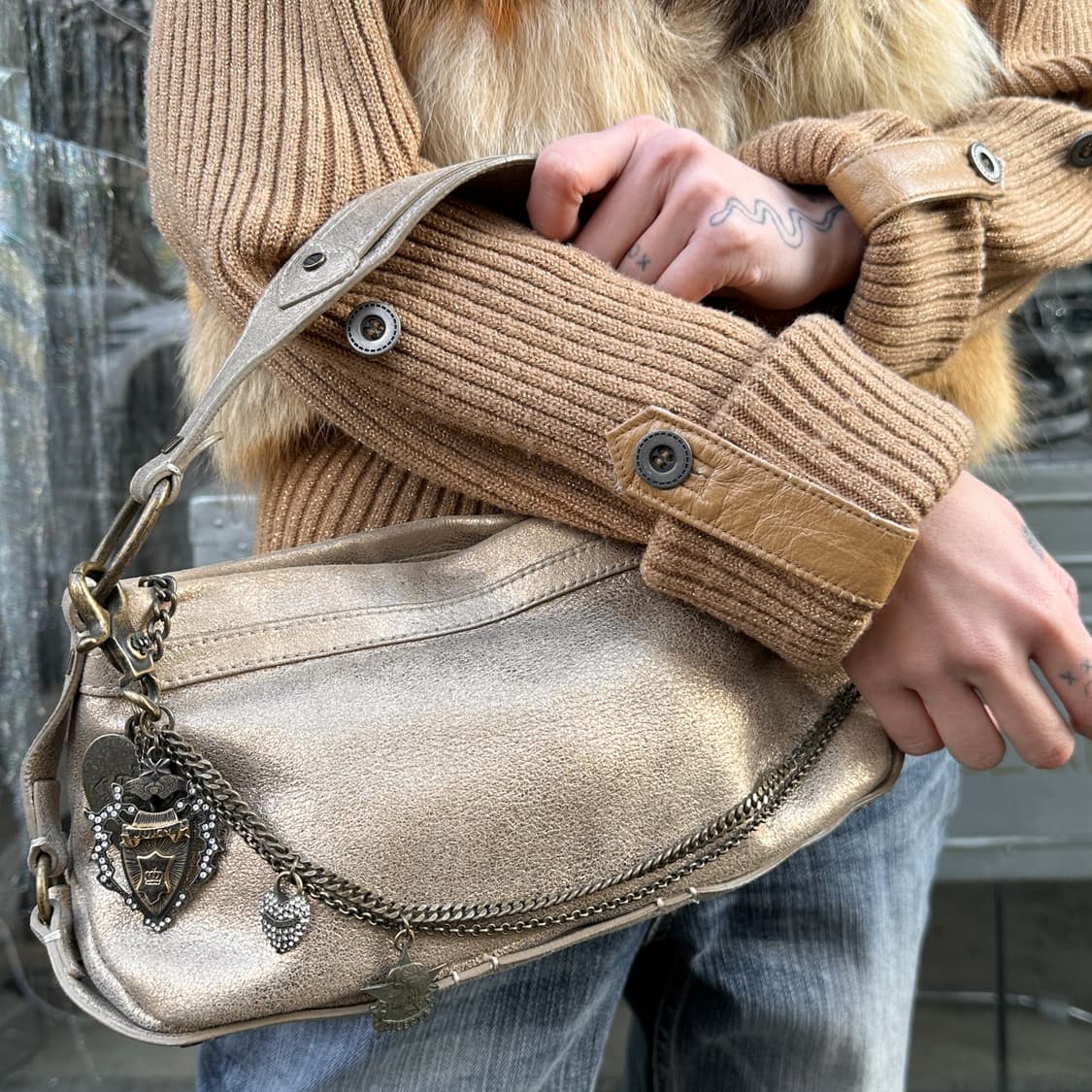 00s 스웨이드 체인 & 참 쥬시 꾸뛰르 가방 상품이미지6