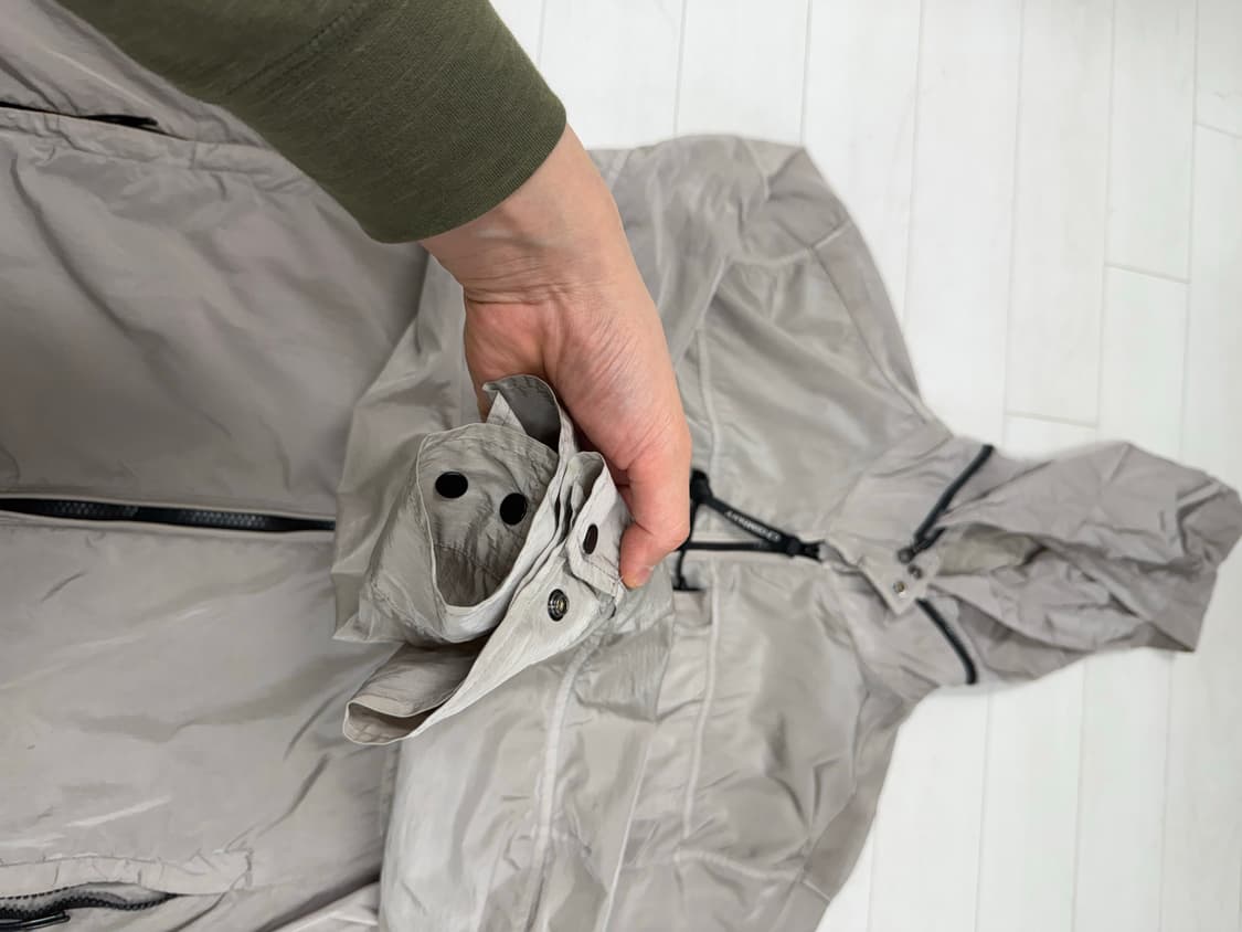 한글텍) CP 컴퍼니 바람막이 XL 사이즈 상품이미지2