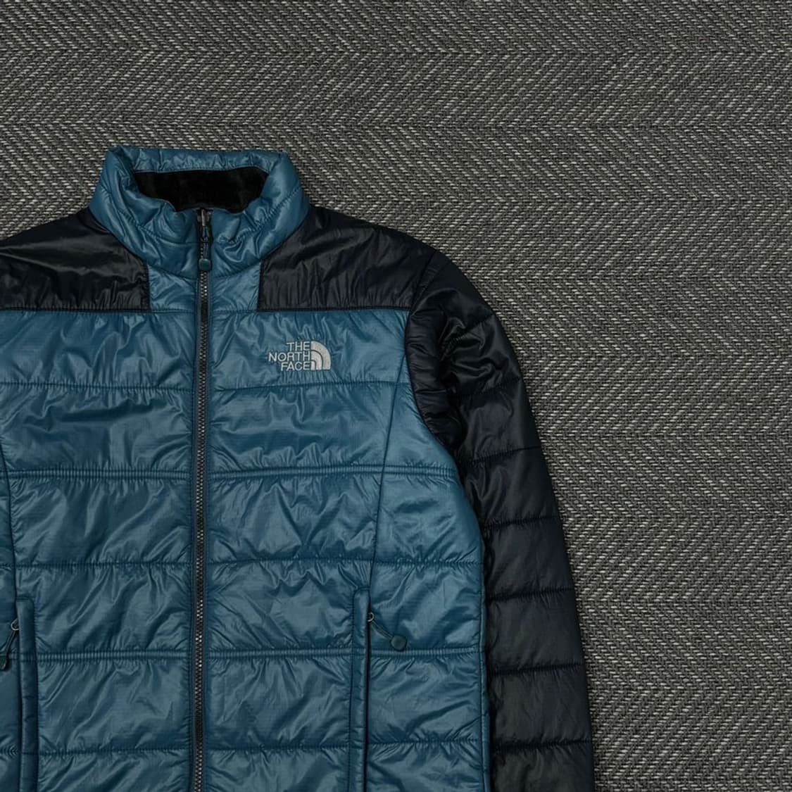 노스페이스 배색 경량패딩 v0388 상품이미지4