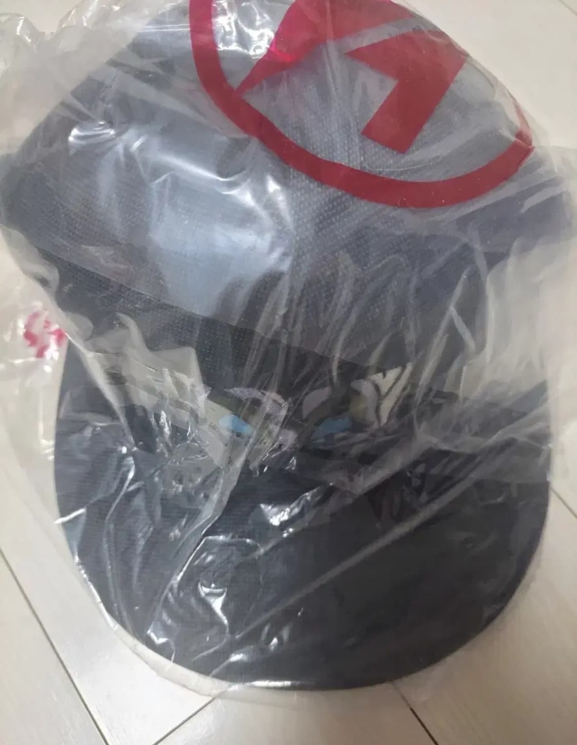 급처새상품!햇츠온X디즈니콜라보 인어공주마녀우르슬라모자스냅백 마즈나이키st 상품이미지4