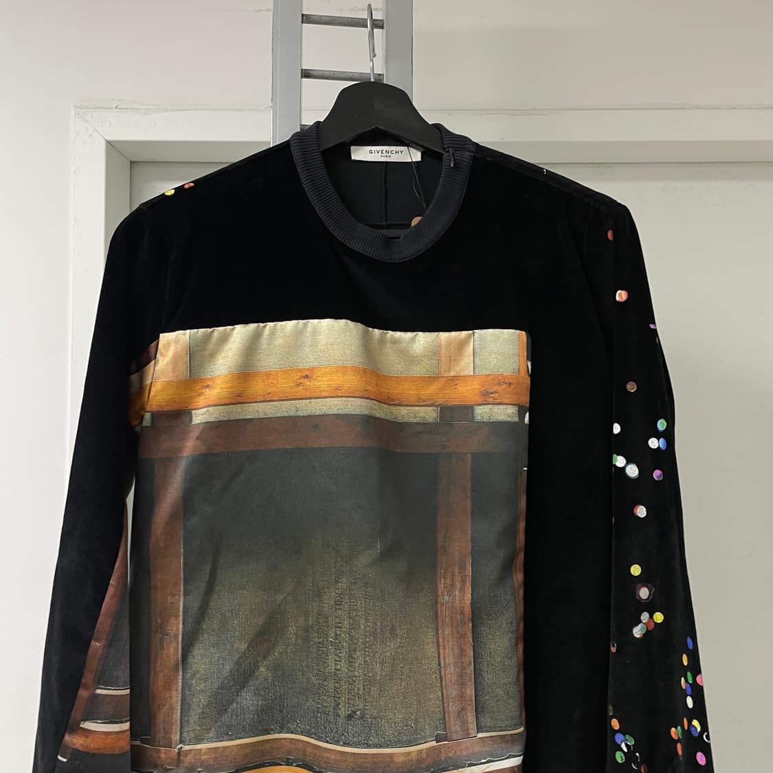 지방시 벨벳 맨투맨 XS 상품이미지2