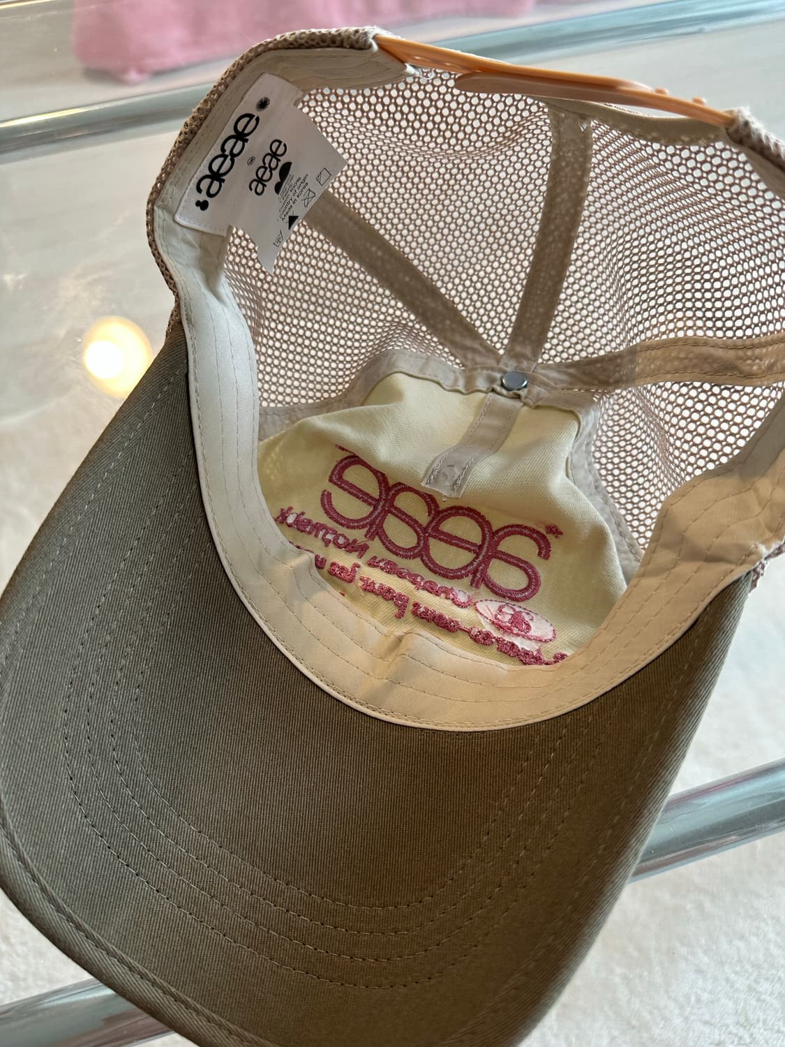 에이이에이이 WEB LOGO MESH CAP [OLIVE/BEIGE] 상품이미지7