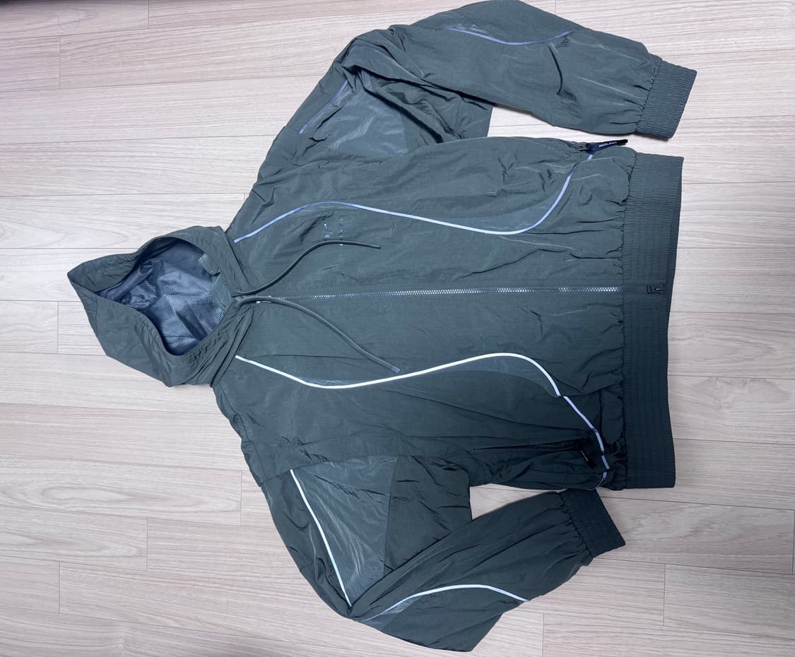 일꼬르소X미즈노 인시전 디태처블 윈드브레이커 카키 상품이미지3