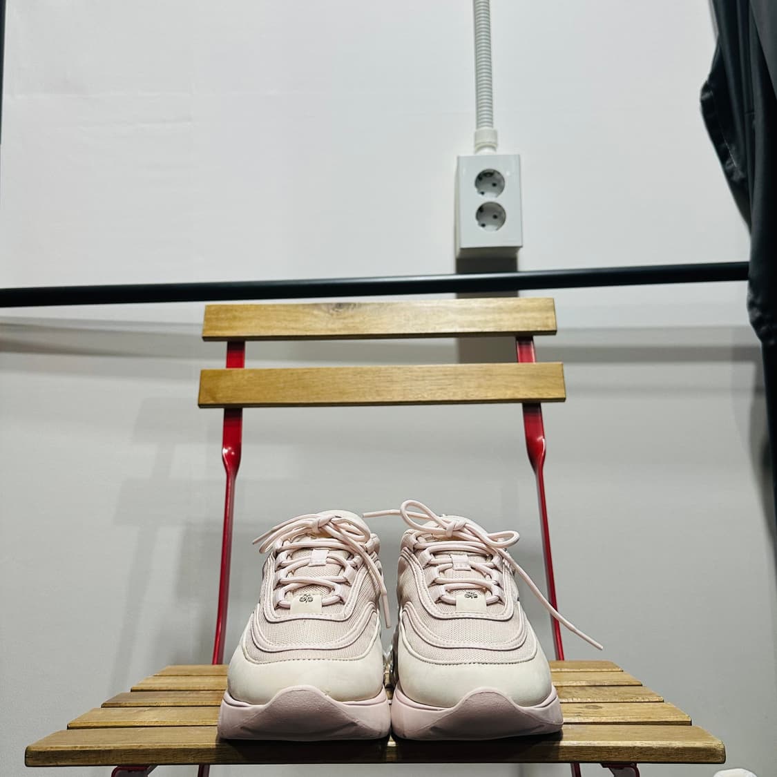 230) 슈콤마보니 운동화 여성 여자 신발 큐빅 장식 상품이미지2